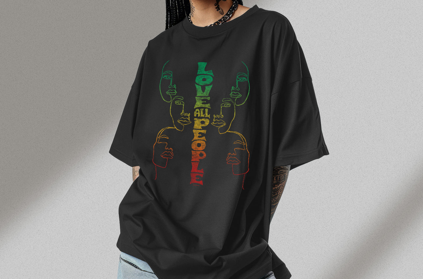 Love All People Rasta Organic Unisex Classic T-Shirt Black Model